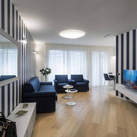 Embassy Aparthotel Rimini Kültér fotó