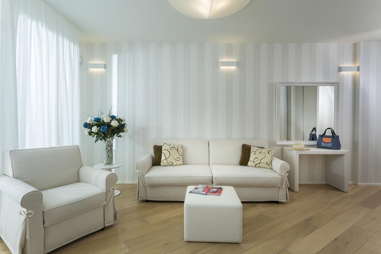 Embassy Aparthotel Rimini Kültér fotó