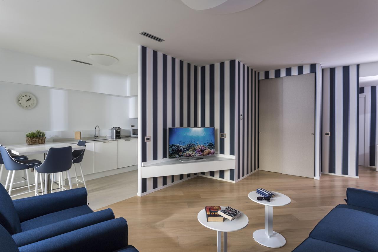 Embassy Aparthotel Rimini Kültér fotó
