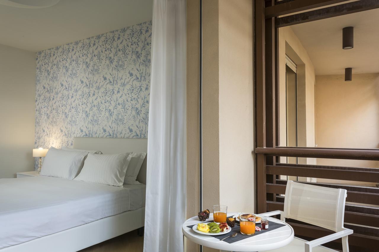Embassy Aparthotel Rimini Kültér fotó