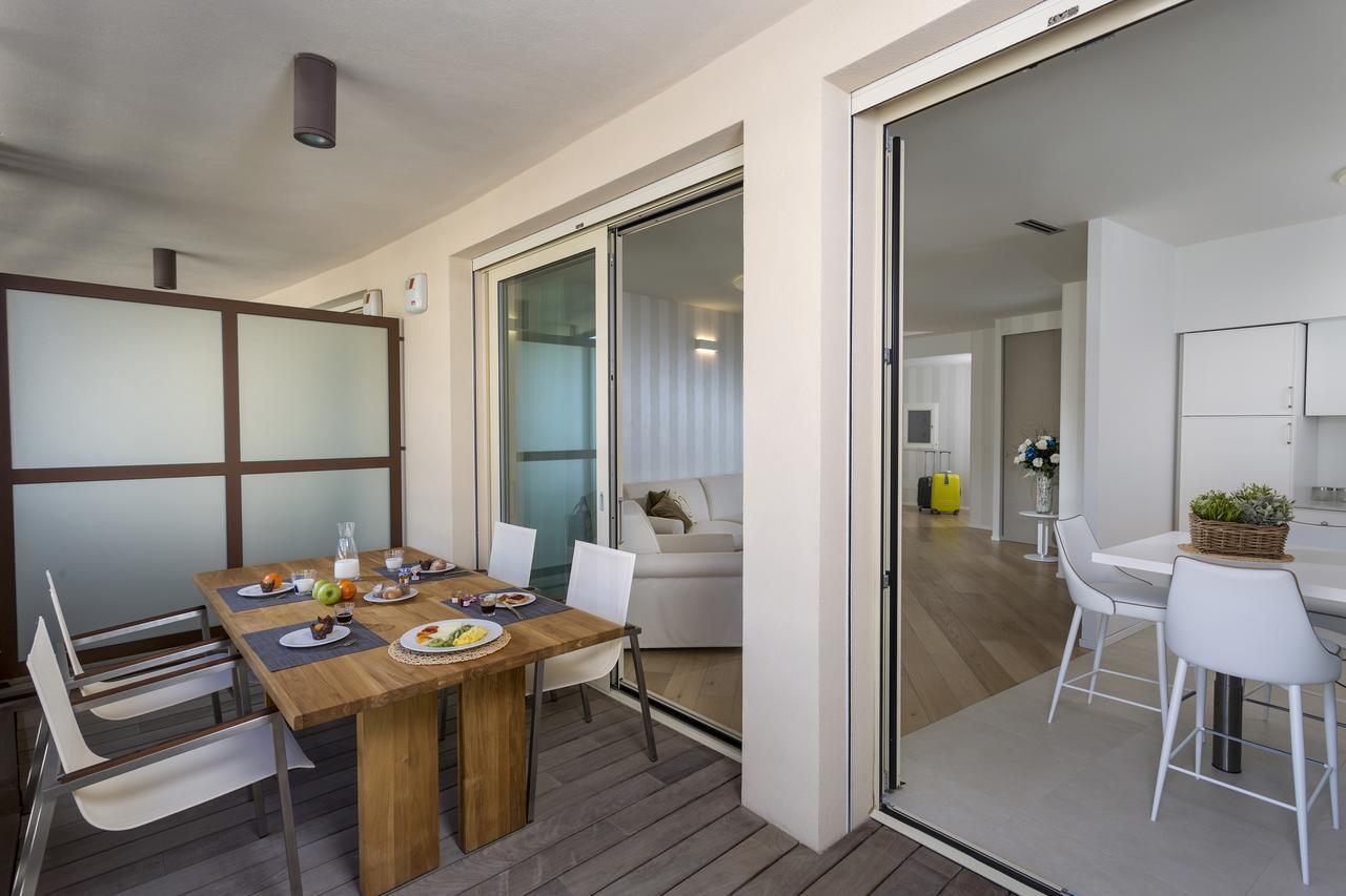 Embassy Aparthotel Rimini Kültér fotó